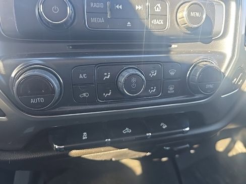 Used 2018 Chevrolet Silverado 1500 LT w/ All Star Edition image 20