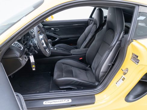 Certified 2016 Porsche Cayman GTS image 19