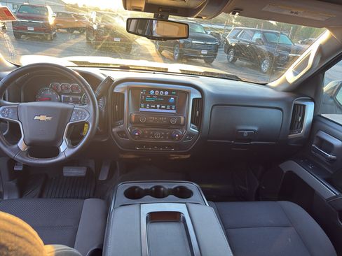 Certified 2017 Chevrolet Silverado 1500 LT w/ All Star Edition AWD/4WD image 29