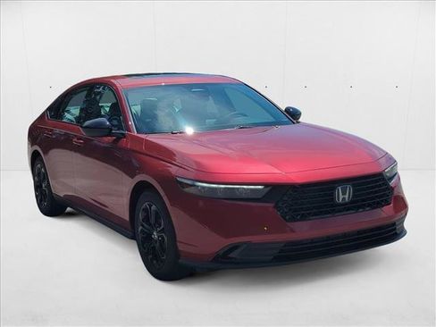 New 2025 Honda Accord SE image 3