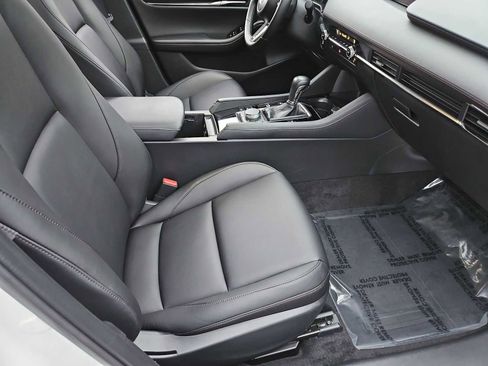 Used 2024 MAZDA MAZDA3 s image 22
