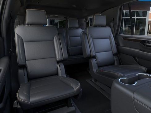 New 2026 Chevrolet Tahoe Premier w/ Sun And Tow Package AWD/4WD image 17
