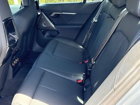Used 2026 BMW M5 w/ Executive Package AWD/4WD image 32