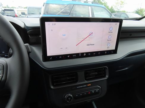 New 2025 Ford Maverick XLT w/ XLT Luxury Package image 10