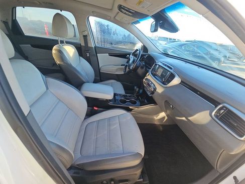 Used 2019 Kia Sorento SX AWD/4WD image 3