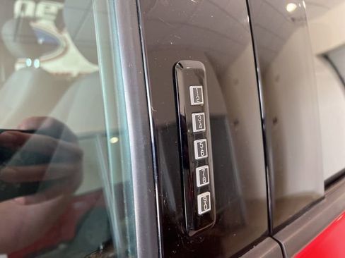 Used 2018 Ford F150 XLT w/ Equipment Group 302A Luxury image 9