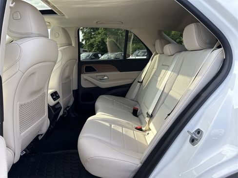 Certified 2025 Mercedes-Benz GLE 450e 4MATIC image 14