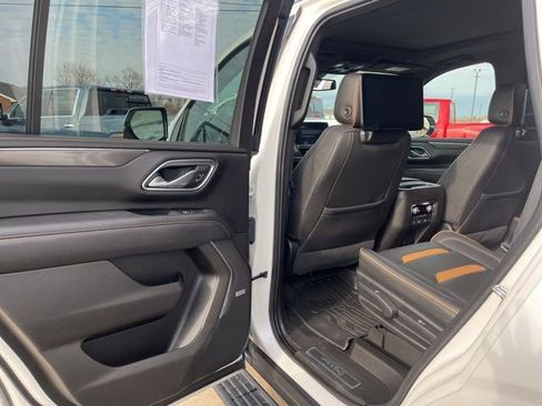 Used 2021 GMC Yukon AT4 w/ AT4 Premium Plus Package image 22