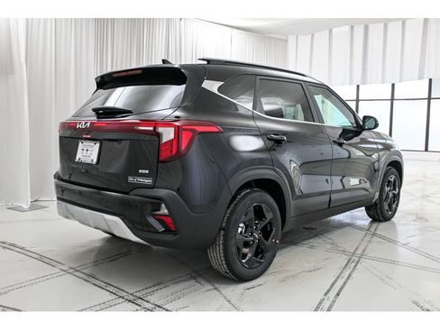 New 2026 Kia Seltos EX image 7