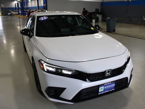 Used 2022 Honda Civic Sport image 4