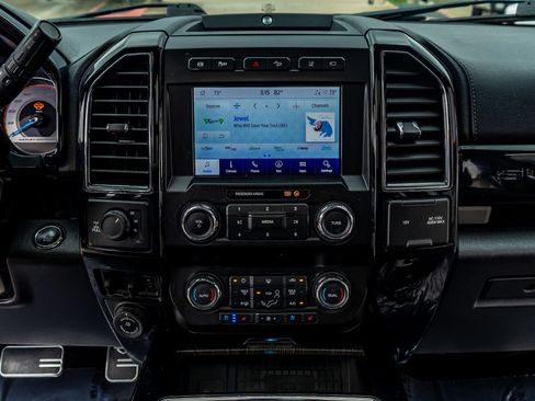 Used 2021 Ford F250 Lariat w/ Lariat Ultimate Package AWD/4WD image 23