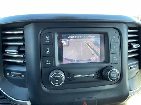 Used 2019 RAM 1500 Big Horn image 17