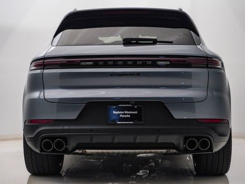 New 2026 Porsche Cayenne S AWD/4WD image 10