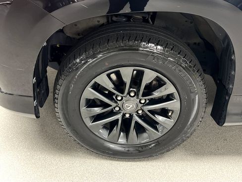 Certified 2023 Lexus GX 460 Premium w/ Premium Package AWD/4WD image 37