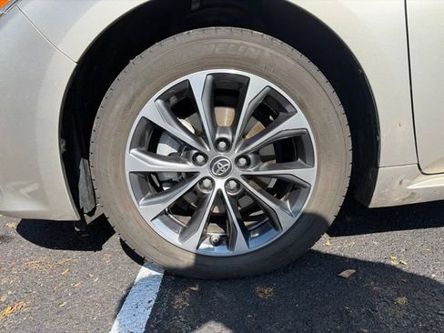 Used 2016 Toyota Avalon XLE Premium FWD image 12