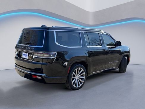 Used 2023 Jeep Grand Wagoneer Series I image 4