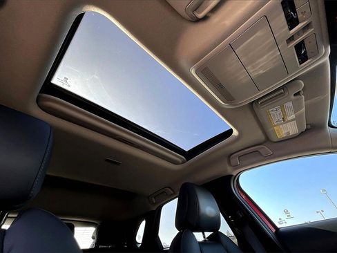 Certified 2025 MAZDA CX-30 AWD 2.5 S w/ Preferred Package image 12