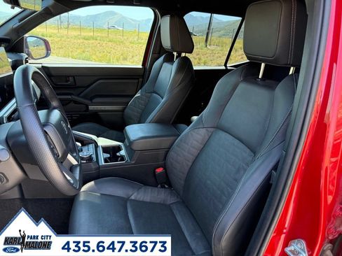 Used 2025 Toyota 4Runner TRD Off-Road Premium w/ Tow Technology Package AWD/4WD image 14