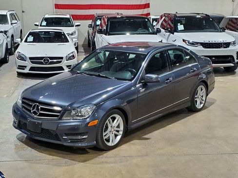 Used 2014 Mercedes-Benz C 300 4MATIC Sedan image 34