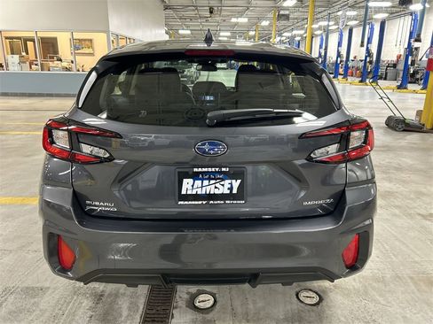 Certified 2025 Subaru Impreza 2.0i image 25