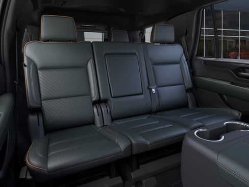 New 2026 GMC Yukon AT4 AWD/4WD image 18
