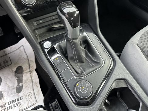 Used 2024 Volkswagen Taos S image 29