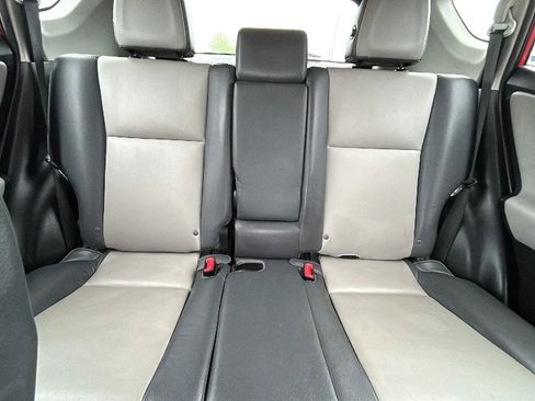 Used 2014 Toyota RAV4 Limited w/ Technology Package AWD/4WD image 32