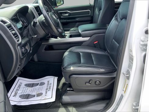 Used 2022 RAM 1500 Big Horn w/ Night Edition RWD image 8