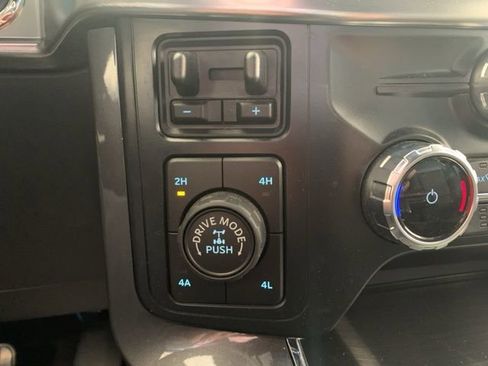 Used 2023 Ford F150 Lariat w/ Equipment Group 502A High image 21