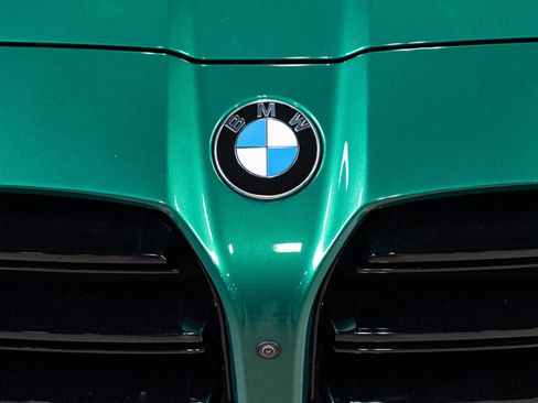 Used 2025 BMW M4 Coupe w/ Executive Package image 20