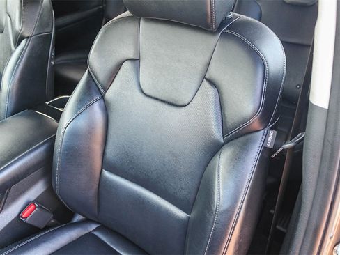 Used 2023 Kia Telluride S image 31