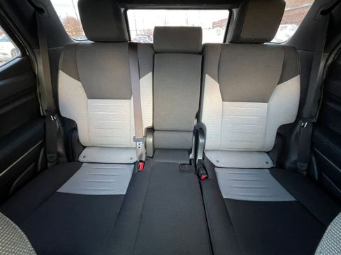 Used 2025 Toyota 4Runner TRD Off-Road image 38