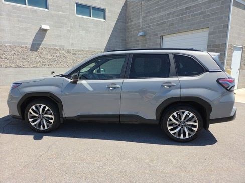 Certified 2025 Subaru Forester Touring AWD/4WD image 7
