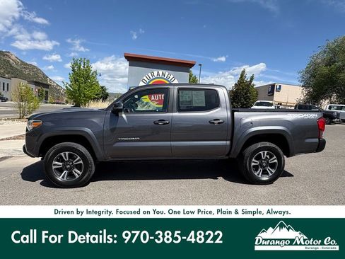 Used 2017 Toyota Tacoma TRD Sport w/ Tow Package (A/T) AWD/4WD image 3