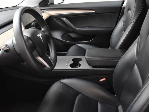 Used 2022 Tesla Model 3 Long Range image 39