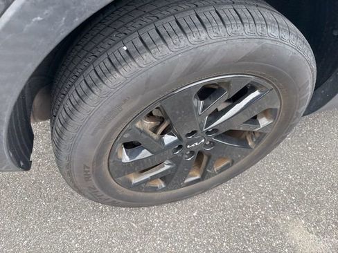 Used 2022 Kia Sorento S image 10