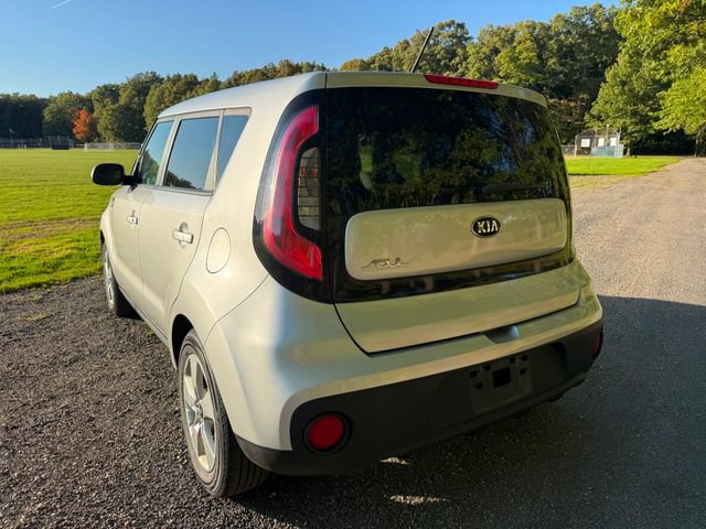 Used 2018 Kia Soul FWD image 3