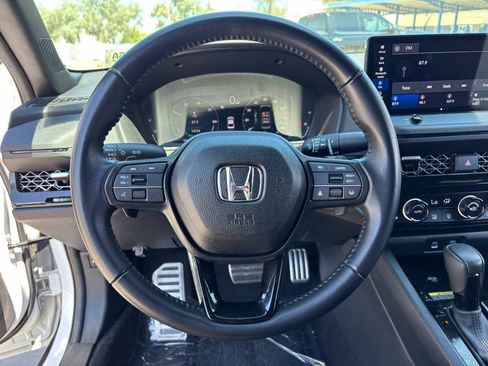 Used 2025 Honda Accord Sport image 25