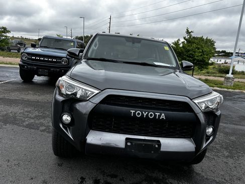 Used 2019 Toyota 4Runner SR5 Premium AWD/4WD image 8