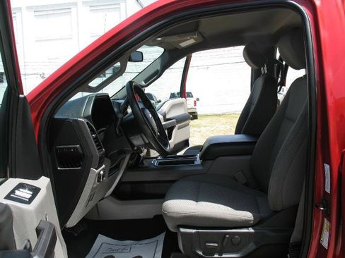 Used 2020 Ford F150 XLT w/ Equipment Group 302A Luxury AWD/4WD image 19