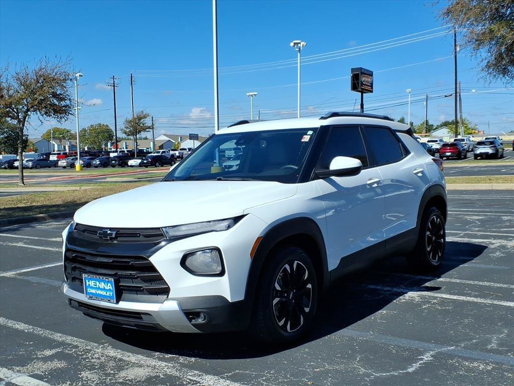 Used 2021 Chevrolet TrailBlazer LT w/ Premium Seating Package FWD image 12
