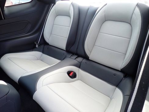 Used 2025 Ford Mustang Premium image 17