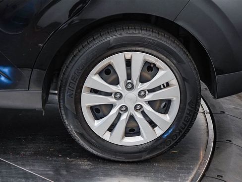 Used 2023 Kia Soul LX image 8