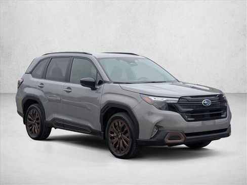 Used 2025 Subaru Forester Sport image 3