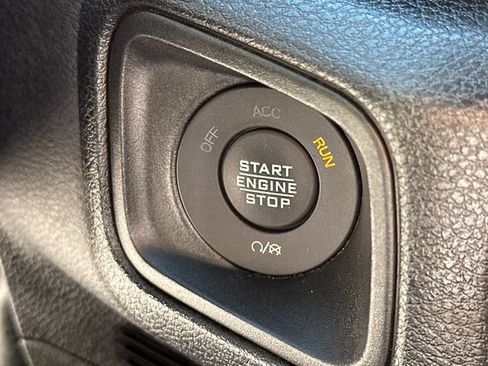 Used 2025 Jeep Wrangler Sport AWD/4WD image 29