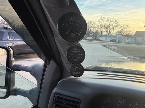 Used 1999 Ford F250 XLT image 21