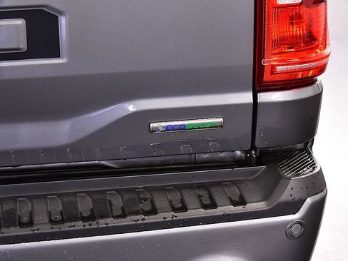 Used 2023 Ford F150 XLT w/ Equipment Group 302A High AWD/4WD image 12