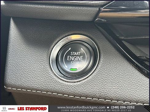Used 2025 Buick Enclave Preferred w/ Power Package FWD image 29