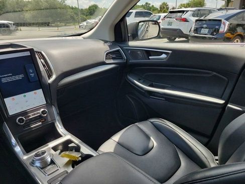 Used 2022 Ford Edge Titanium AWD/4WD image 23