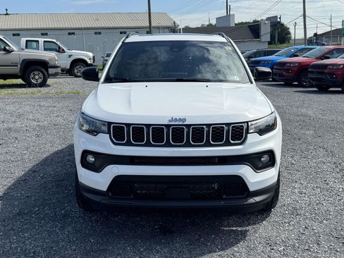 New 2026 Jeep Compass Latitude AWD/4WD image 25